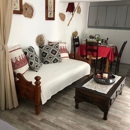 Little Cottage Athena Bagian luar foto